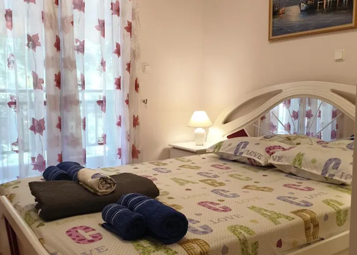 Two-bedroom Luxury Апартаменты *